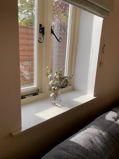 The Studio Villa Ashton Keynes Bagian luar foto